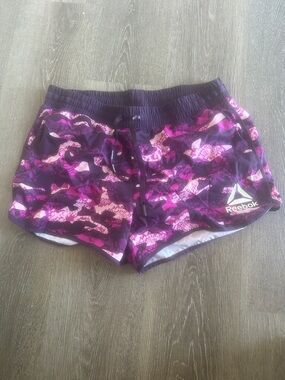 Reebok Women's Purple and Pink Camo Athletic Shorts-  large